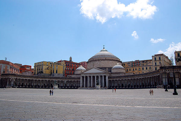 Informazioni Piazza Plebiscito Napoli